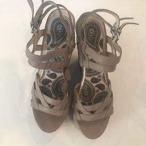 Nine west wedge sandals used only twice